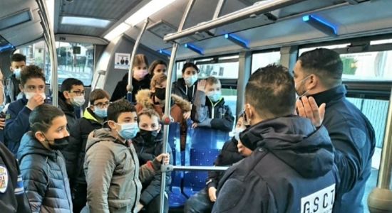Vivre ensemble et Citoyenneté : Les bons comportements à adopter dans les transports en commun